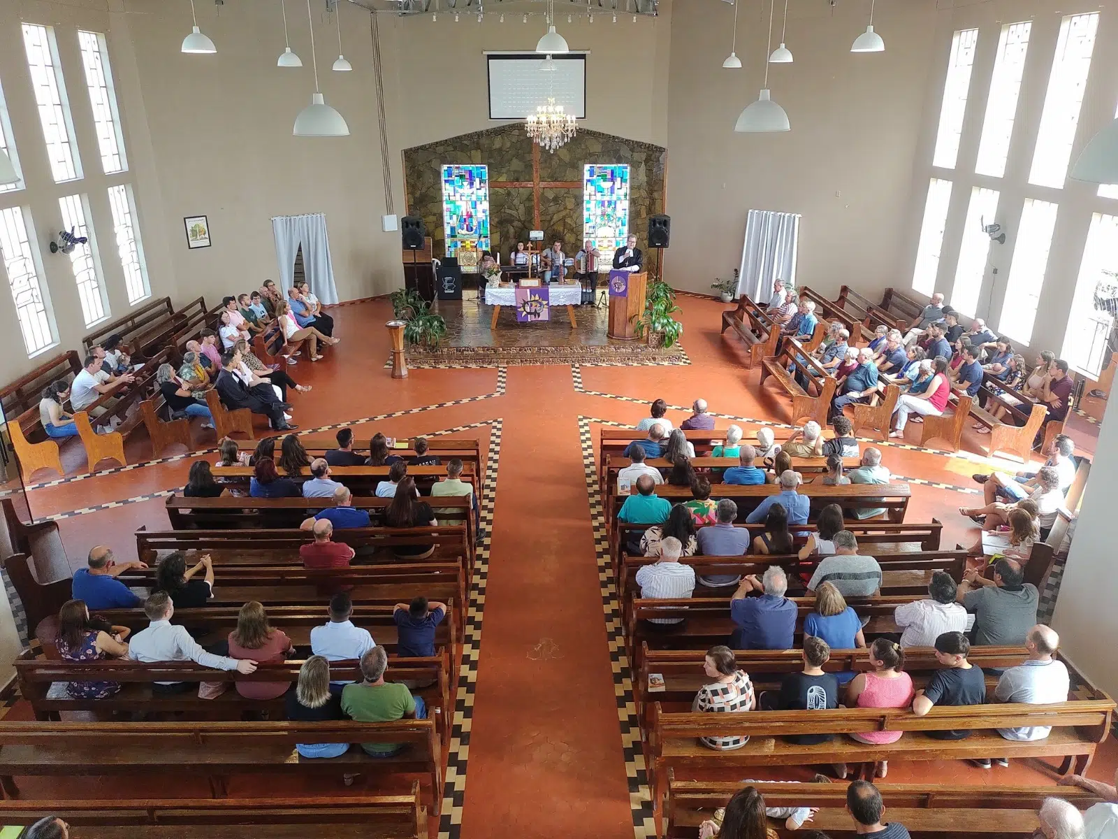 Igreja Evangélica de Confissão Luterana no Brasil em Florianópolis — foto 2