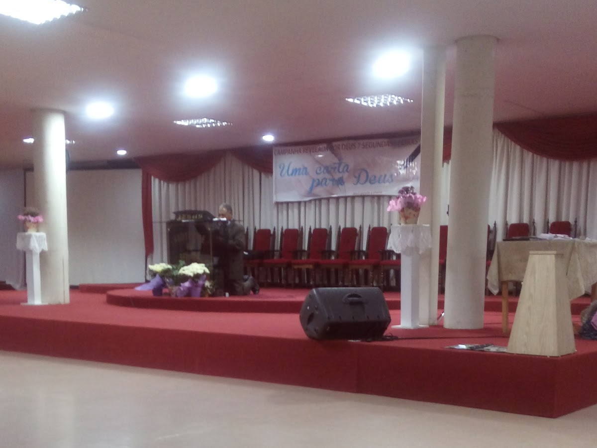 Igreja Pentecostal Deus é Amor Sede Estadual em Curitiba — foto 1