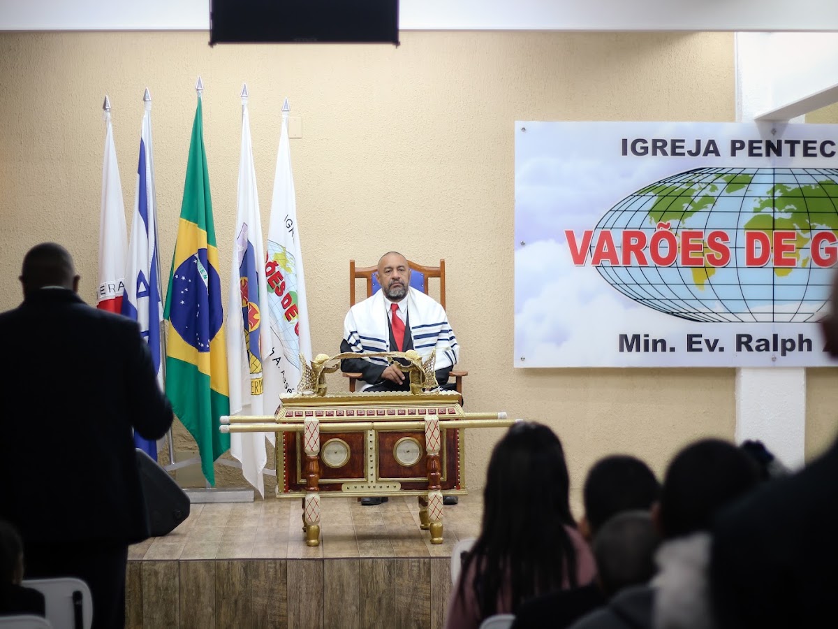 Logo Igreja Pentecostal Varões de Guerra